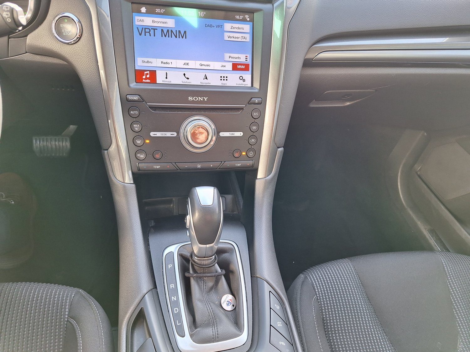 Ford Mondeo foto 7