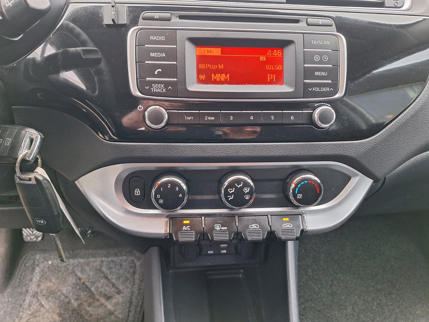 Kia Rio foto 7