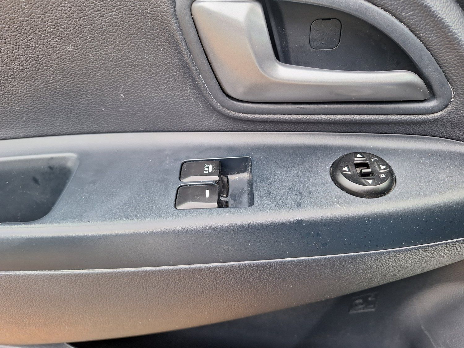 Kia Rio foto 11