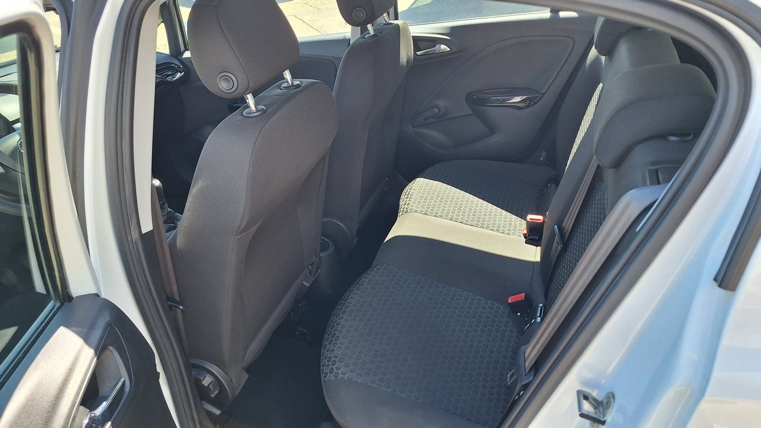 Opel Corsa foto 9