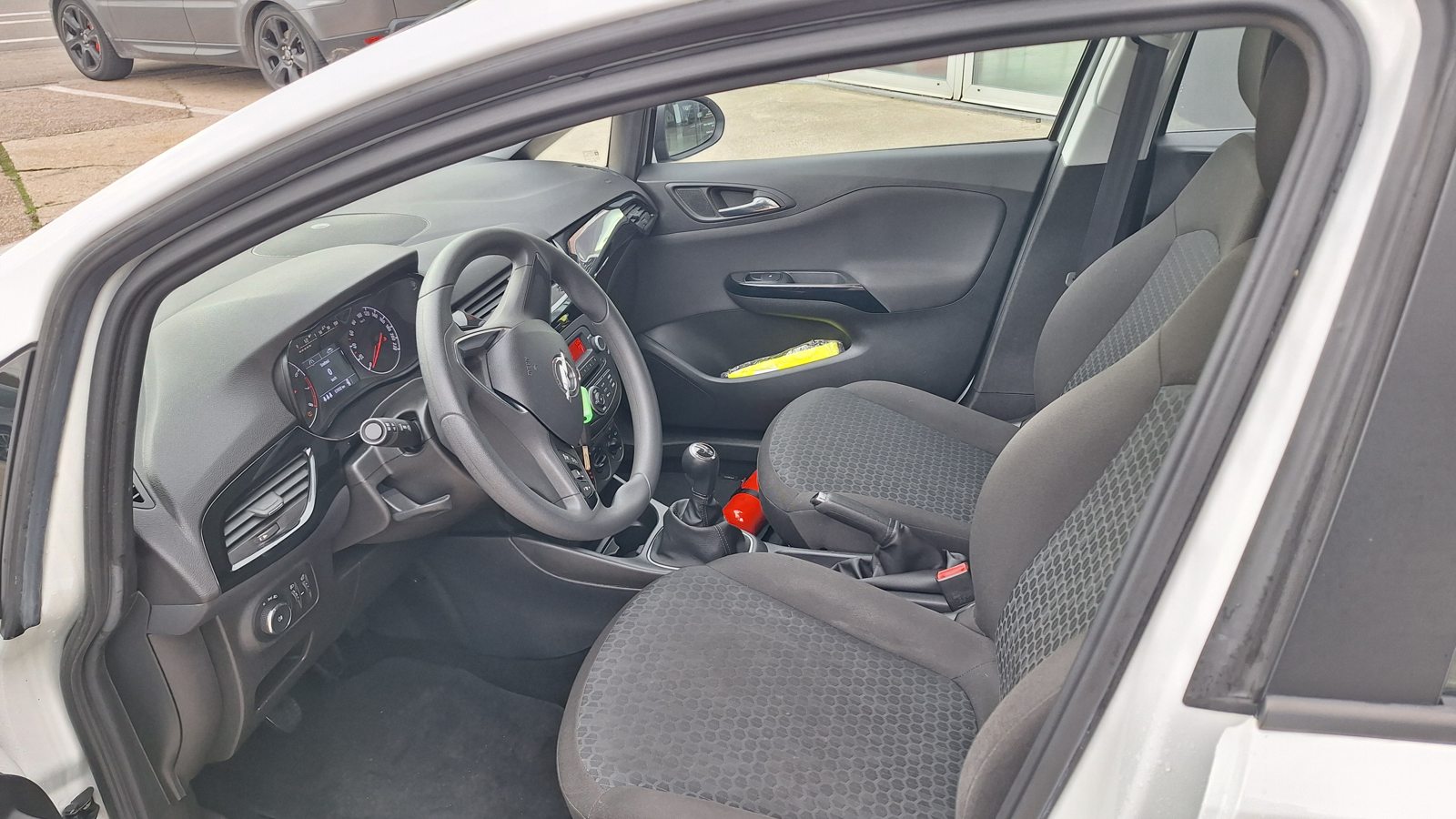 Opel Corsa foto 4