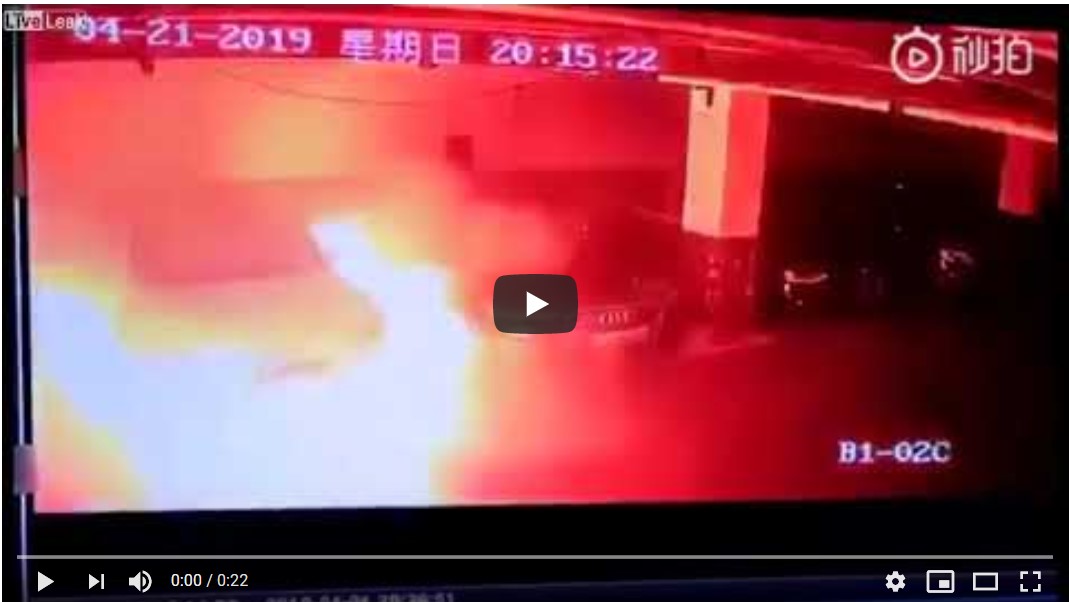 Tesla Model S vat vuur in ondergrondse parking in China