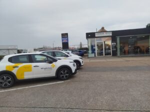 opleiding wagenparkverantwoordelijken wit geel kruis garage peter bredene theorie tweedehandswagens garage peter bredene oostende (2)